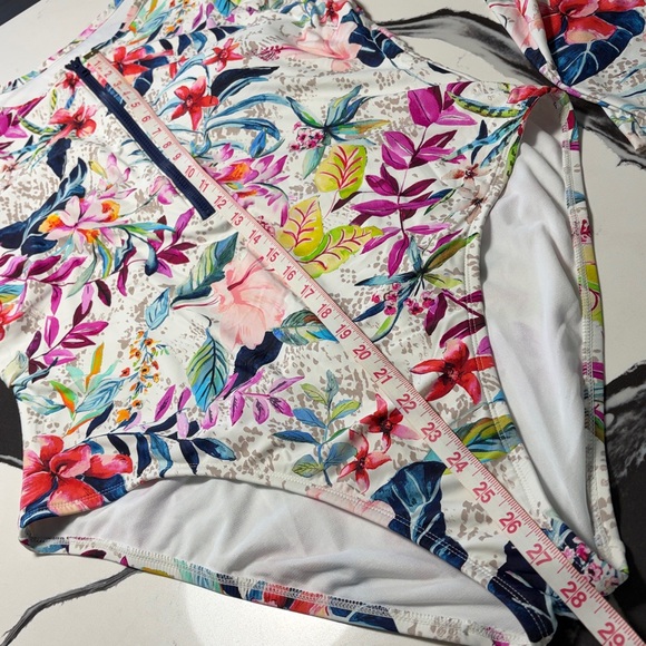 Floral Long Sleeve One Piece Swimsuit - Picture 10 of 11